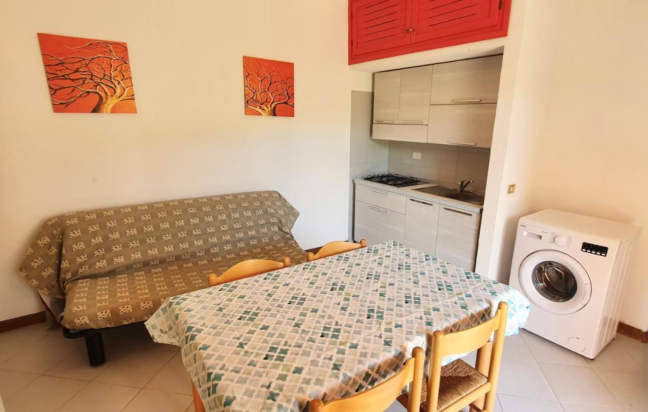 Iss Travel, Le Carrube Two Bedrooms Apartments With Air Conditioning 산테오도로 외부 사진