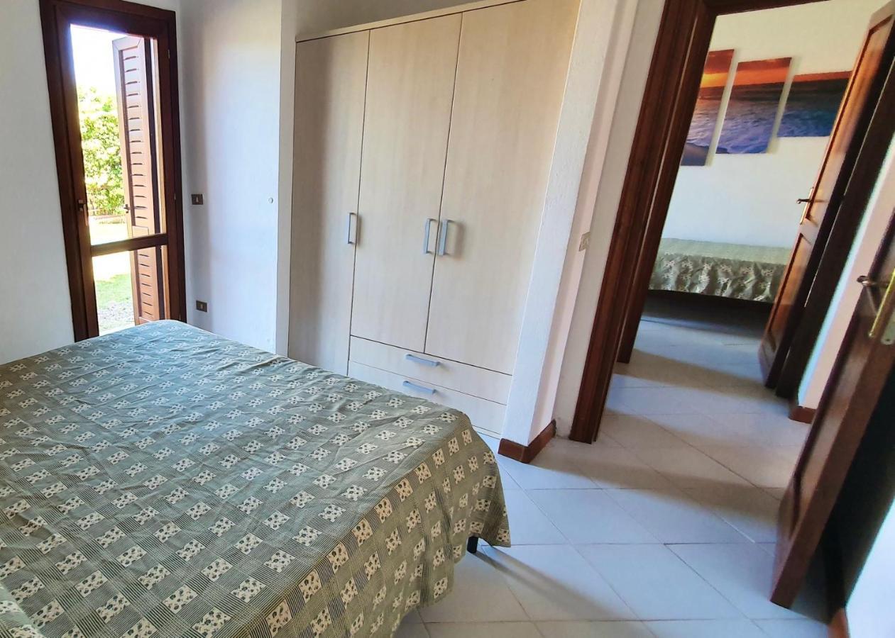 Iss Travel, Le Carrube Two Bedrooms Apartments With Air Conditioning 산테오도로 외부 사진