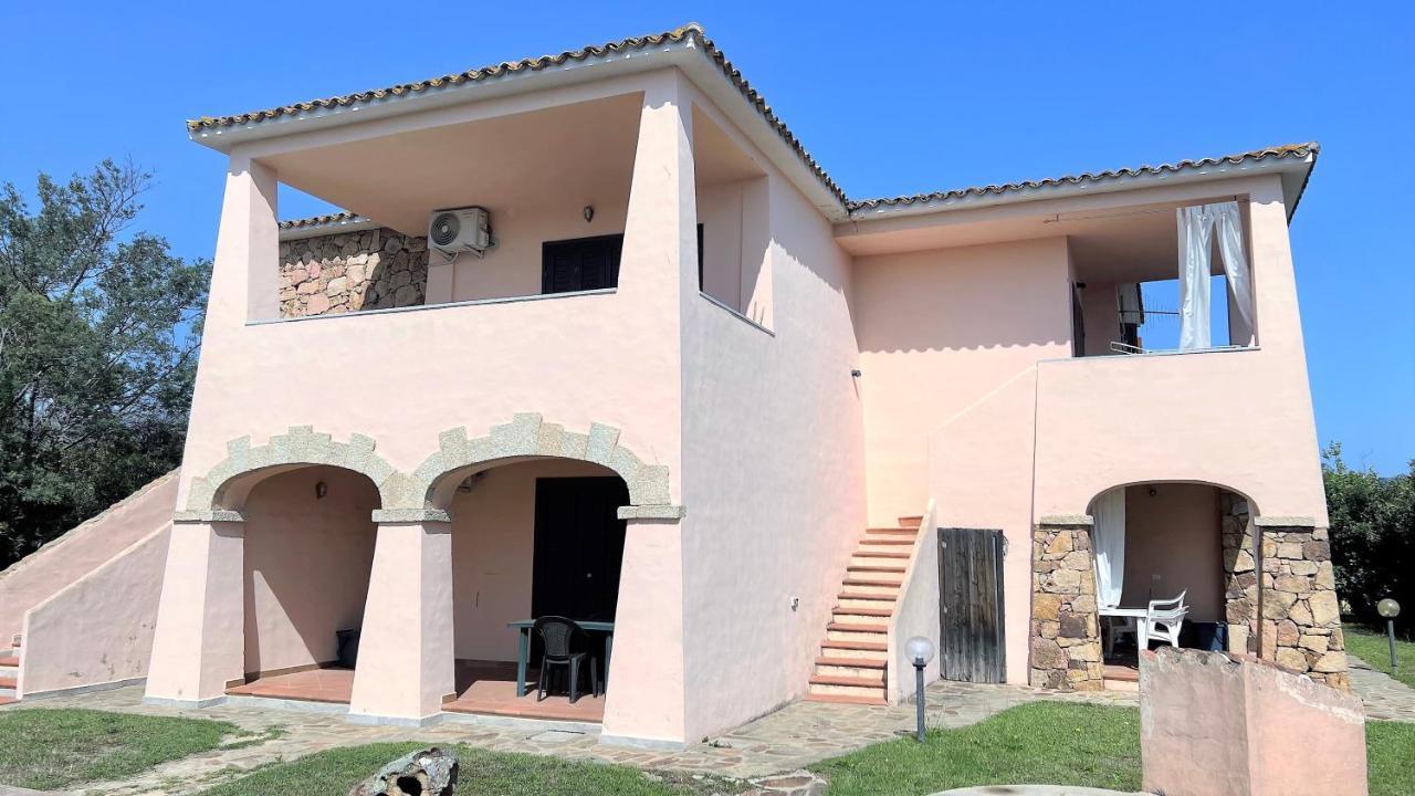 Iss Travel, Le Carrube Two Bedrooms Apartments With Air Conditioning 산테오도로 외부 사진
